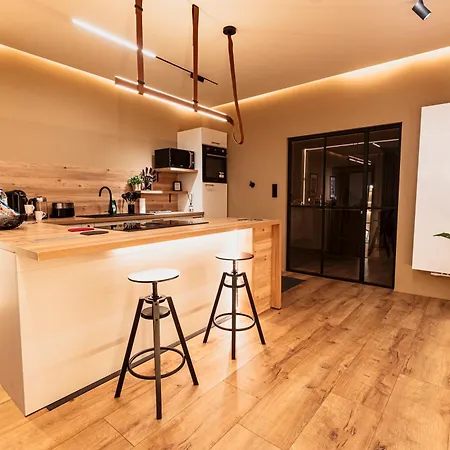 Golden Dove Luxury Apartment