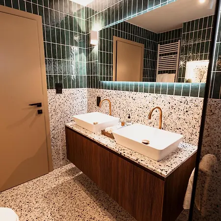Golden Dove Luxury Brüssel